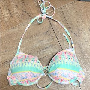 Victoria’s Secret Bikini Top push up